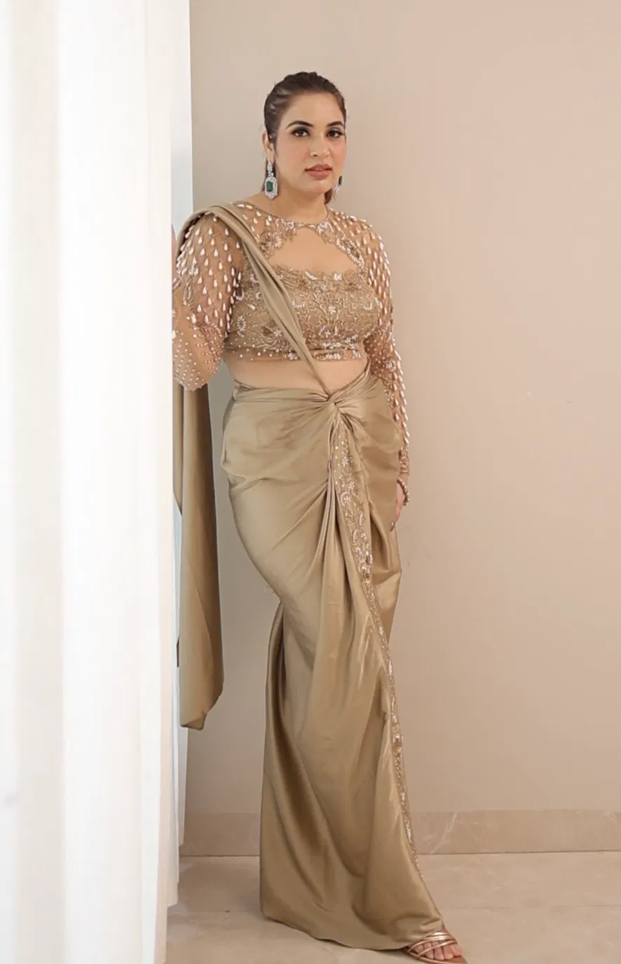 golden copper indo western drape outfit with embellished blouse and drape skirt thumbnail 5